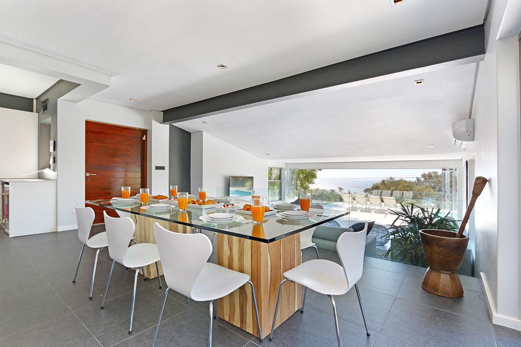 Valtameri By Totalstay Camps Bay Exterior foto
